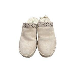 Lucky Brand Womens Tan Slip ons Size 6.5 SKU 1658